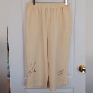 VTG BonWorth BUTTER/LIGHT YELLOW CAPRI/CROPPED PULL-ON PANTS EMBROIDERED LARGE*